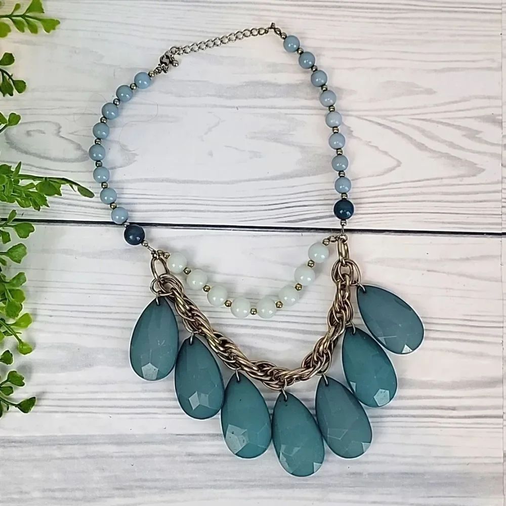 Teardrop layered choker statement piece - Turquoise blue & aqua colored vintage